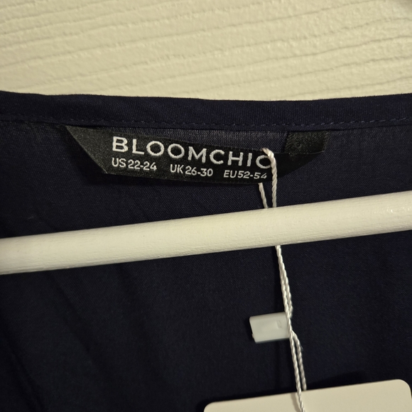 Bloomchic Navy And White Dress Size 22-24 NWT Read Condition - Picture 3 of 6